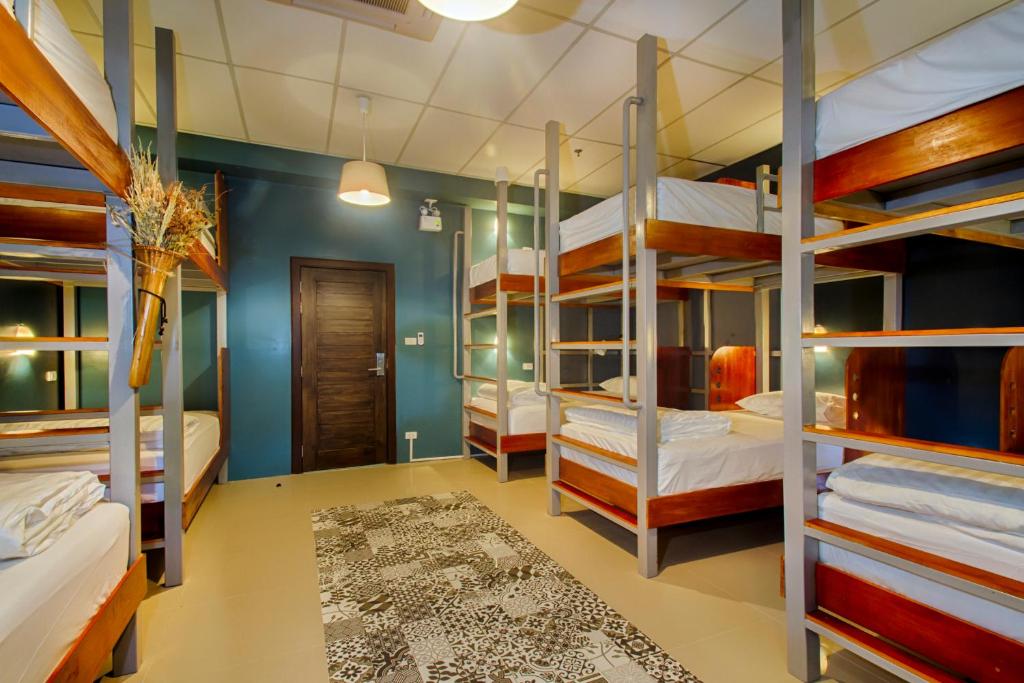 Номер (Кровать в общем номере для мужчин и женщин с 10 кроватями), Hom Hostel & Cooking Club