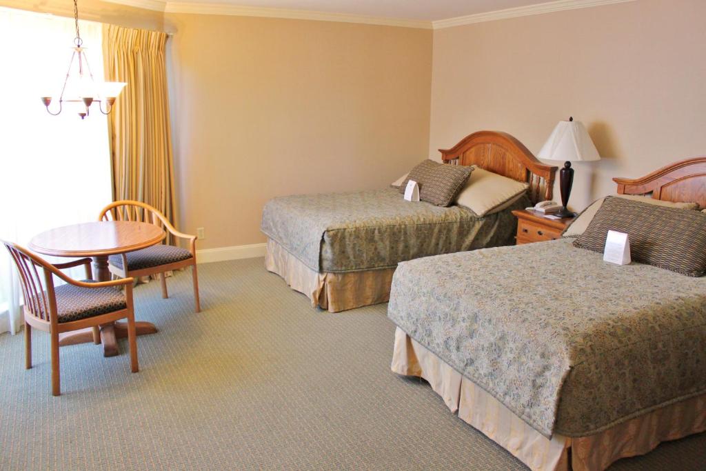 Columbus Inn photo 2