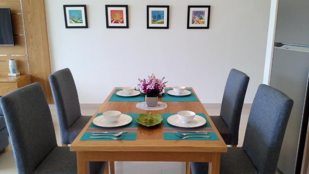 Ocean Apartment Spa & Golf Danang