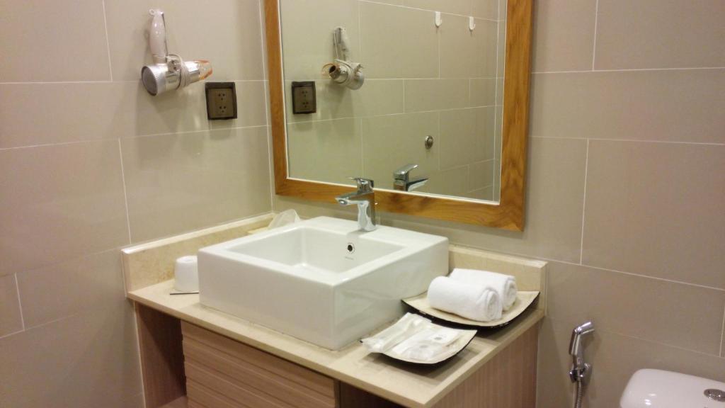 Ocean Apartment Spa & Golf Danang