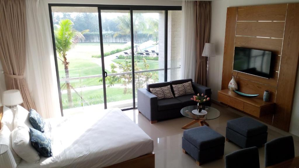 Ocean Apartment Spa & Golf Danang