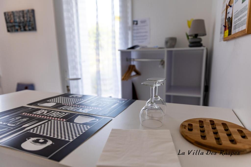 Chambres d'hôtes & Spa La Villa des Raspes - Adults Only - Tap to explore photos