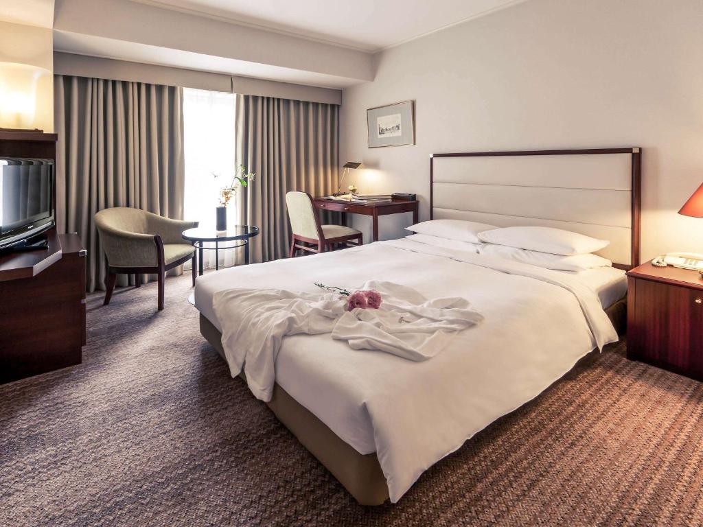Mercure Nagoya Cypress Room Type - Standard Double Room - Smoking