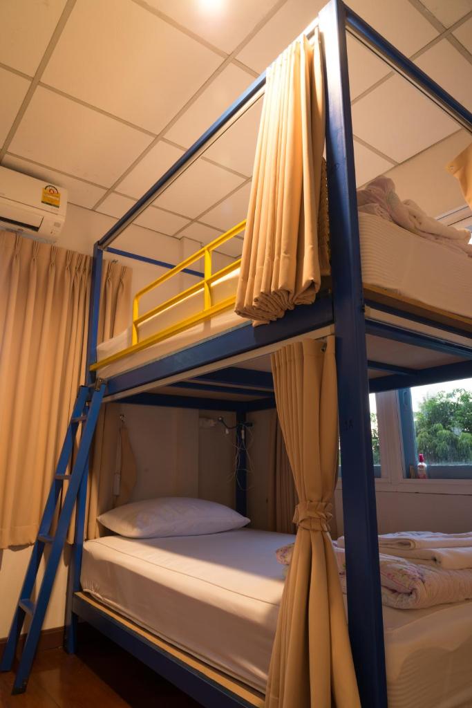 Номер (Кровать в общем 4-местном номере для мужчин и женщин), Nang Ta Yon at Ban Thap Chang Hostel