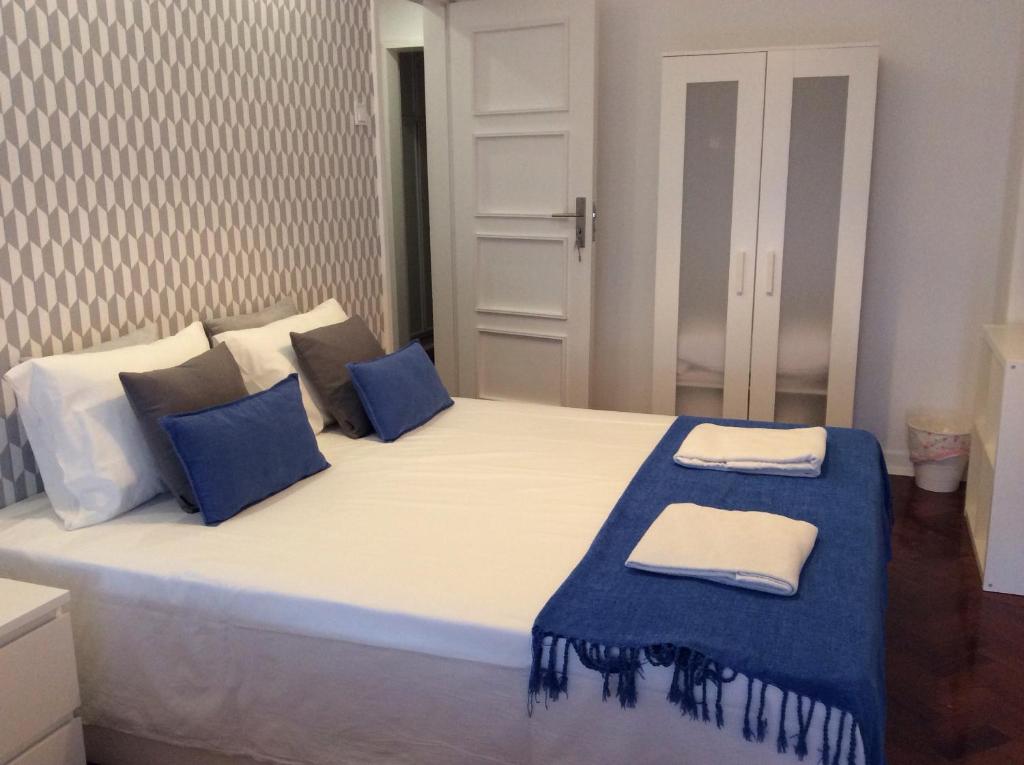 Трехместный (Трехместный номер с балконом), 4U Lisbon IV Guesthouse