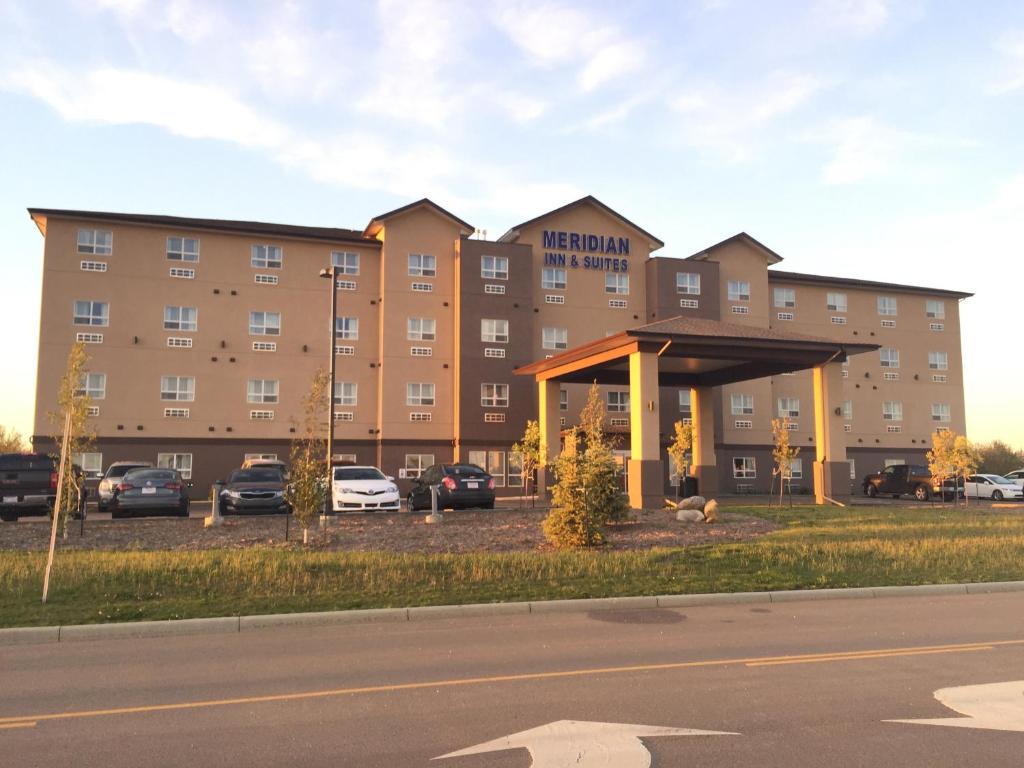 Meridian Inn & Suites Lloydminster photo 1