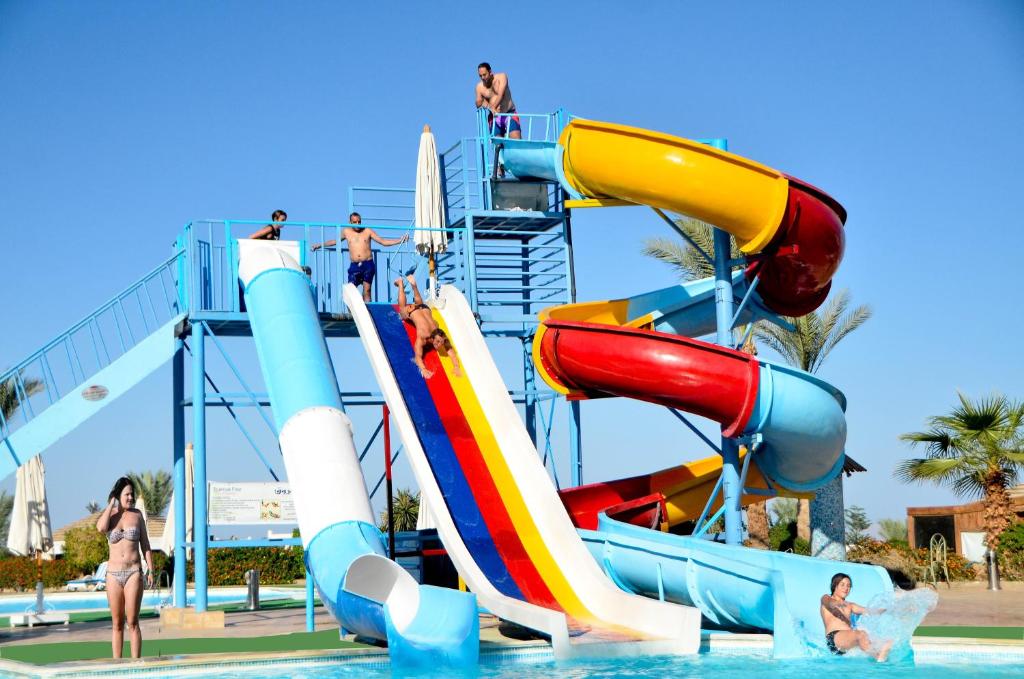 Queen Sharm Aqua Park Hotel photo 2
