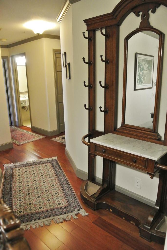 Сьюит (Люкс с 2 спальнями, 1 кроватью размера «king-size» и 1 кроватью размера «queen-size»), Cow Hollow Inn and Suites