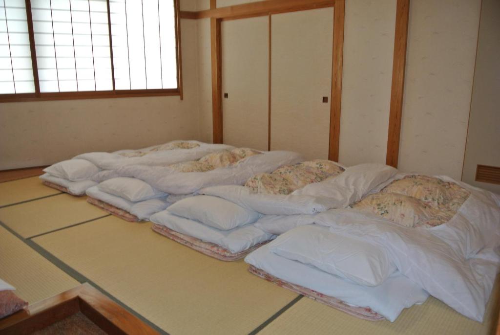 Shinazawa photo 1