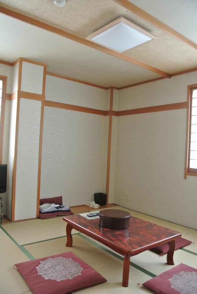 Shinazawa photo 4