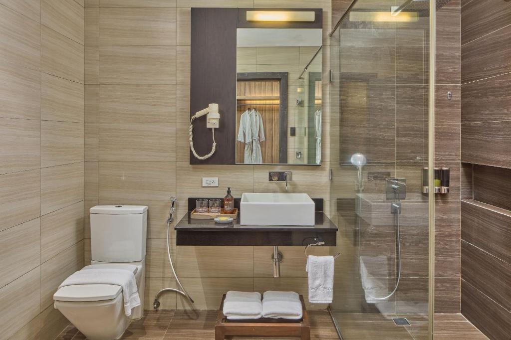 Two Seasons Coron Bayside Hotel Room Type - Bayview Queen Room