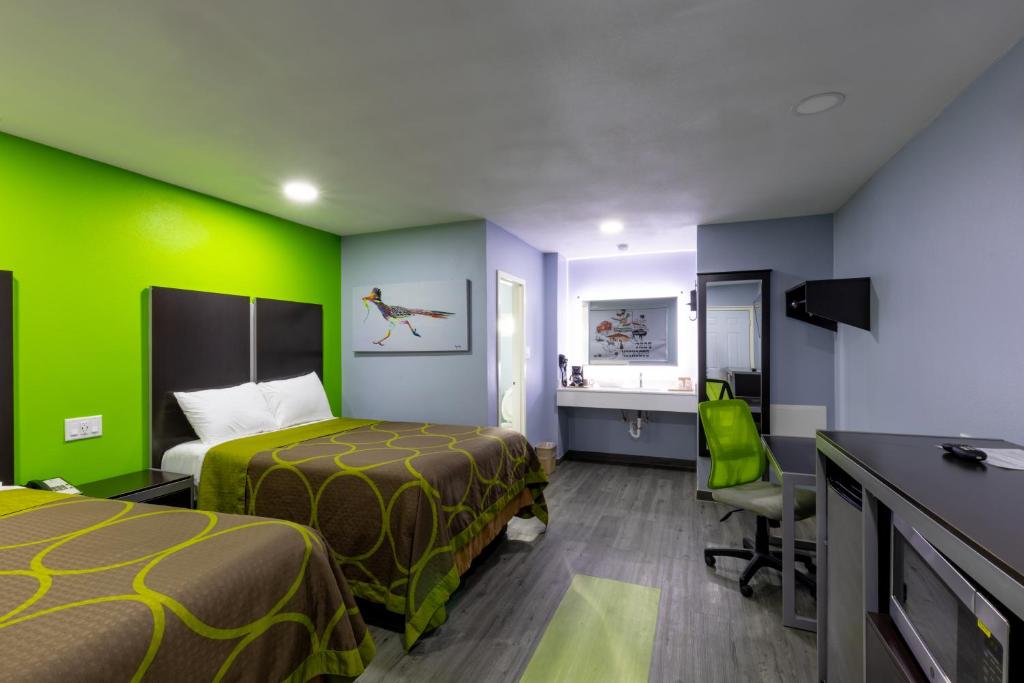 Executive Inn Fort Stockton - Tap to explore photos