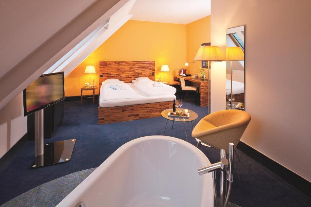 Двухместный (Номер Делюкс с кроватью размера «king-size»), Mövenpick Hotel Berlin Am Potsdamer Platz