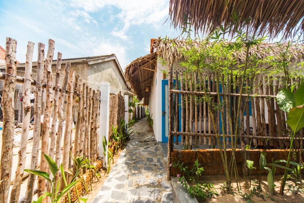 Cashew Tree Bungalow