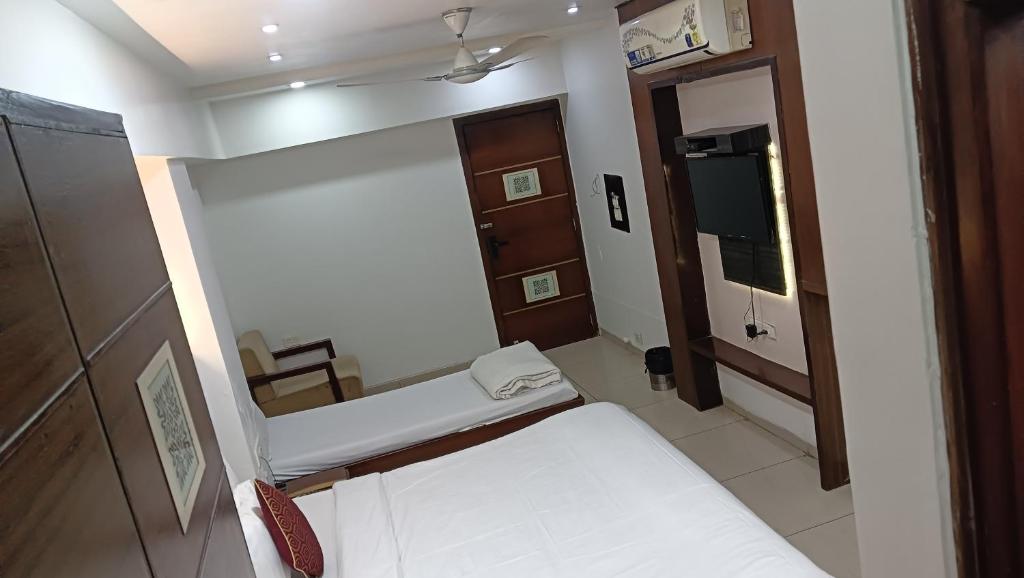 Hotel Kalinga Lake View photo 1