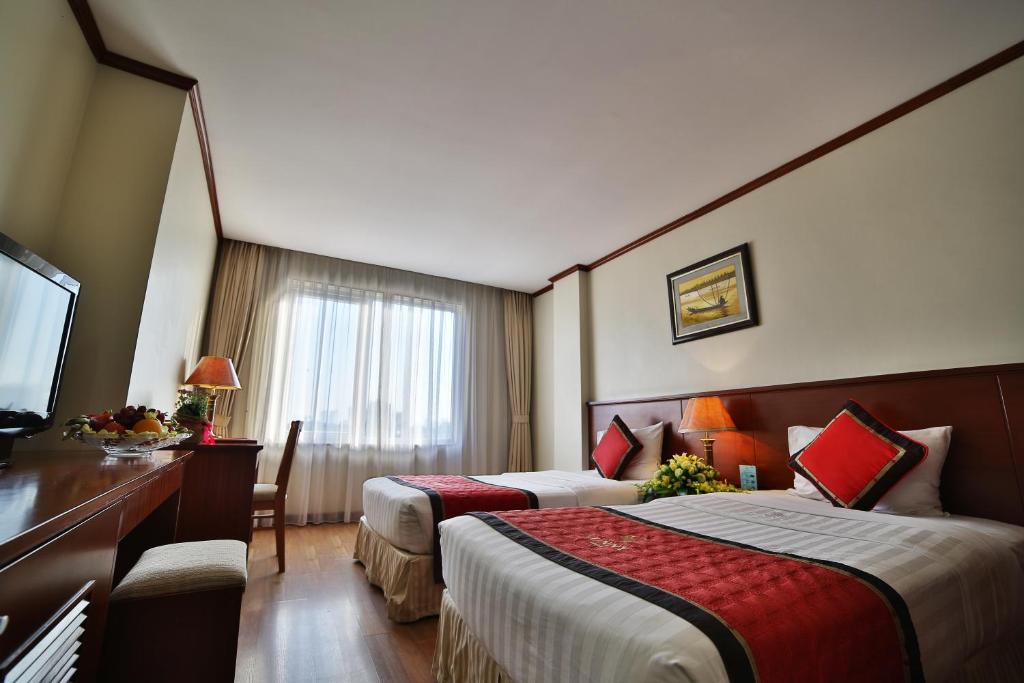 Khách Sạn Sunny 3