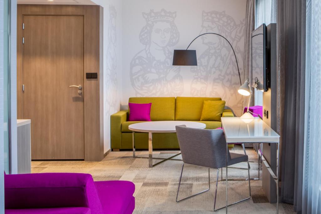 Двухместный (Классический двухместный номер с диваном-кроватью), Mercure Krakow Stare Miasto
