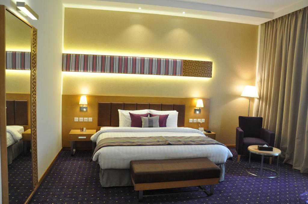 Сьюит (Представительский семейный люкс), Отель Fortune Park Hotel