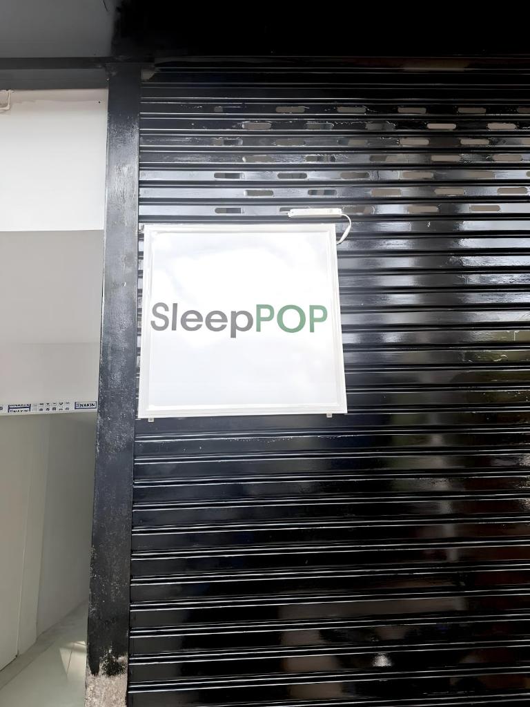 SleepPOP CMU สลีปป็อป หน้าประตูใหญ่ มหาวิทยาลัยเชียงใหม่ Pao, Chiang Mai