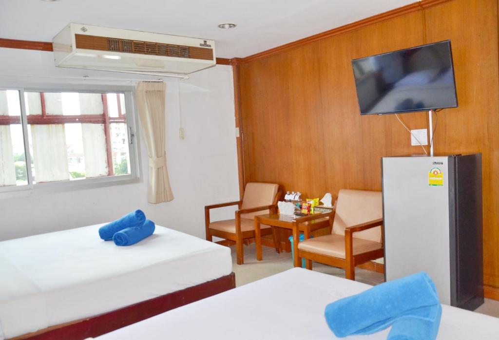 Трехместный (Трехместный номер), Bangkok Condotel