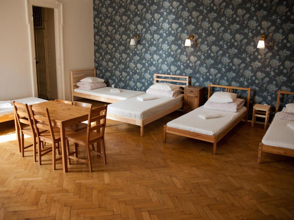 Семейный (Просторный семейный номер с ванной комнатой), Trzy Kafki Private Rooms