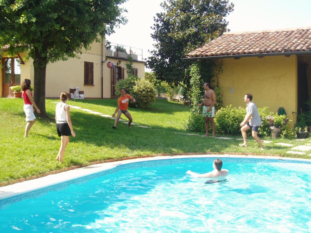 Cascina with Swimmingpool photo 3