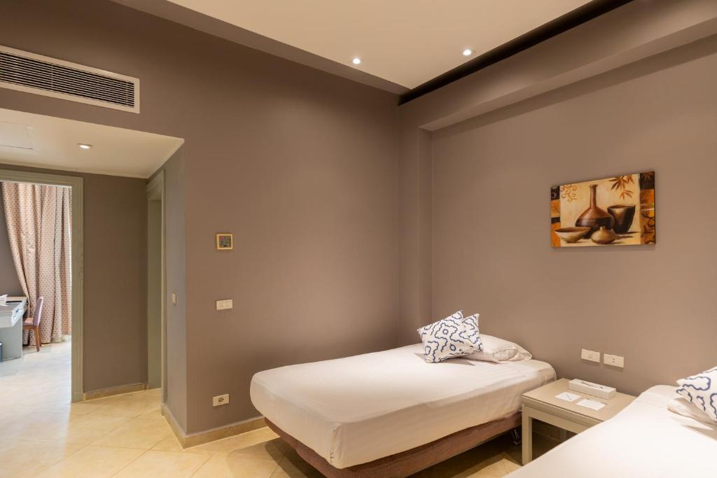 SUNRISE Crystal Bay Resort - Grand Select Room Type - Junior Suite