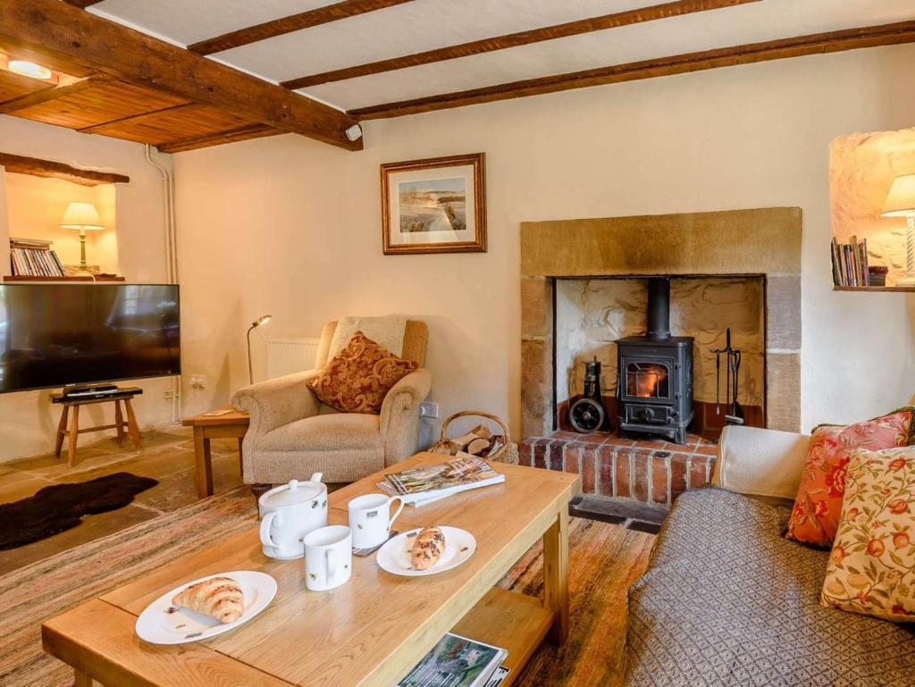 2 Bed in Matlock oc-pk885 - Tap to explore photos