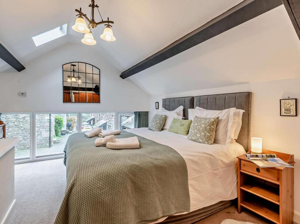 2 Bed in Ambleside oc-sz500 - Tap to explore photos