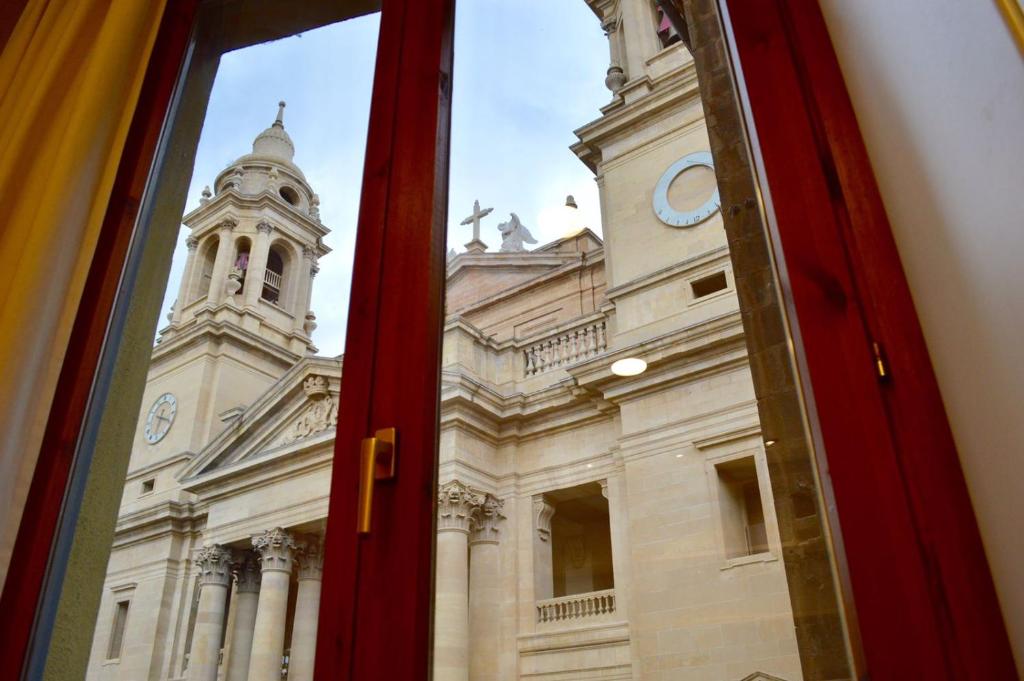 TOP APARTMENT frente a la Catedral photo 4