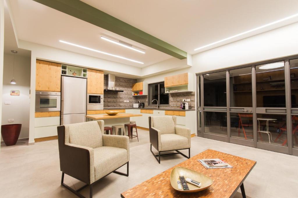 Ben Gurion Apartment photo 4