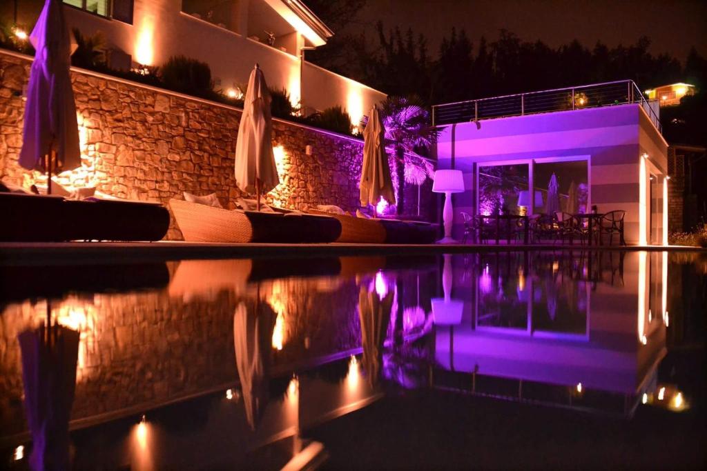 Zeno Suites photo 4