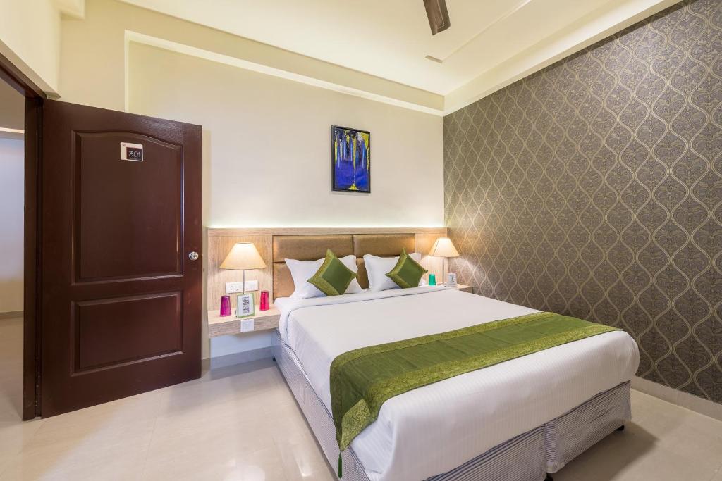 Двухместный ([Sanitized] Deluxe Double or Twin Room), Treebo Nestlay Casa