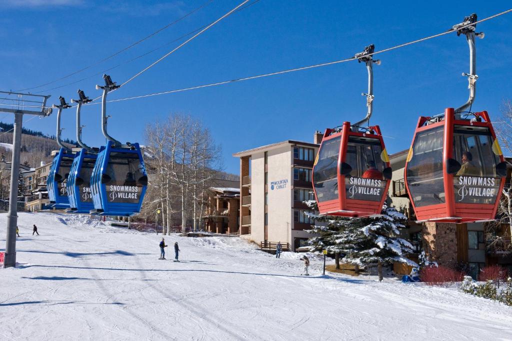 Mountain Chalet Snowmass photo 1