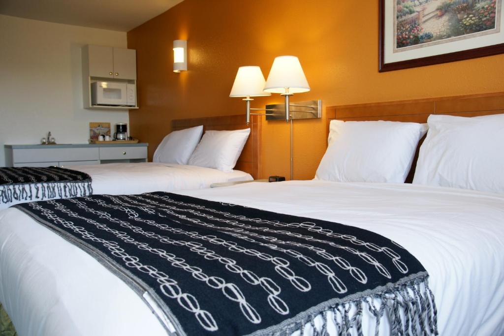R&R Inn & Suites photo 3