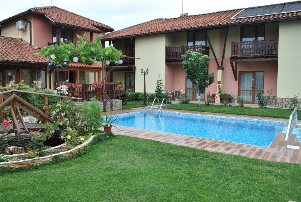 Двухместный (Двухместный номер с 1 кроватью и террасой), Family hotel Complex Gradina
