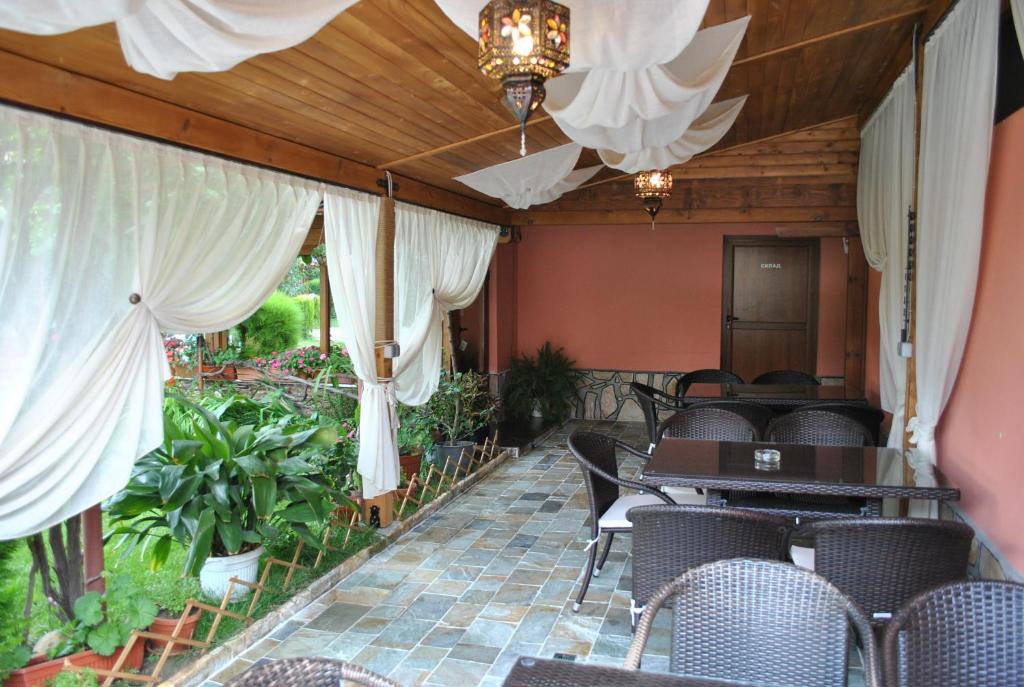 Двухместный (Двухместный номер с 1 кроватью и террасой), Family hotel Complex Gradina