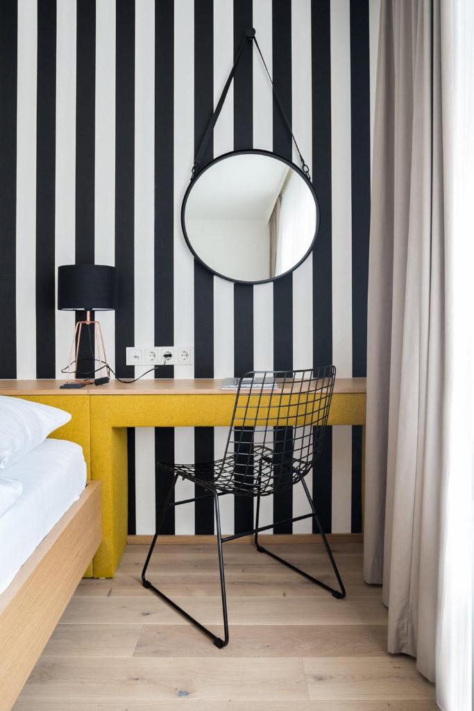 Altstadthotel Weisse Taube Room Type - Vierbettzimmer mit 2 getrennten Räumen