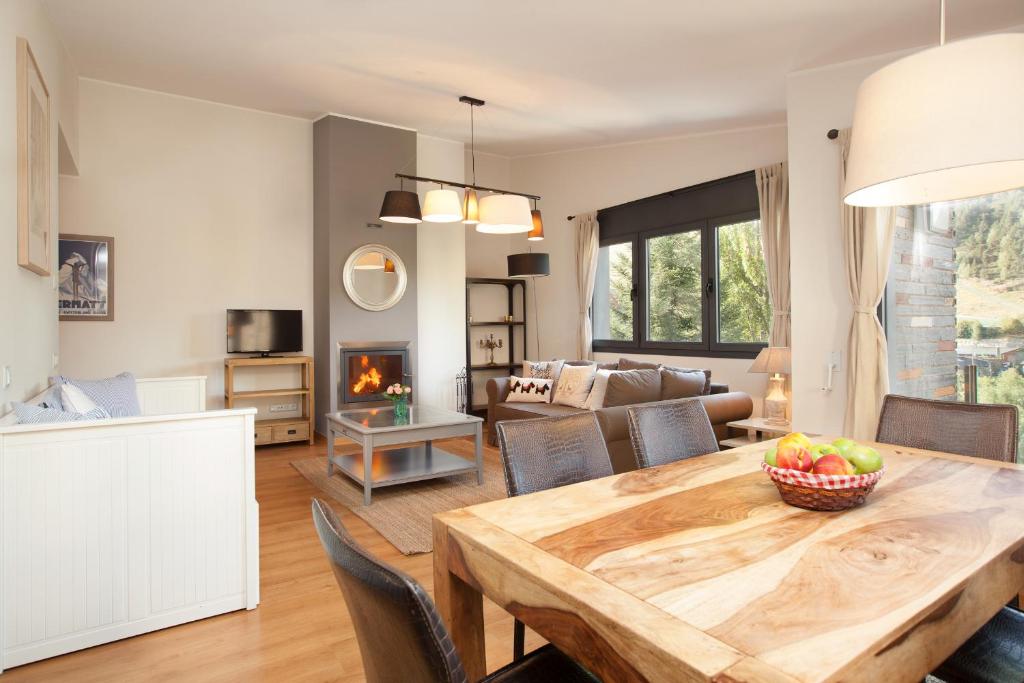 {
  "en-gb": "Tarter Mountain Suites"
} photo 2