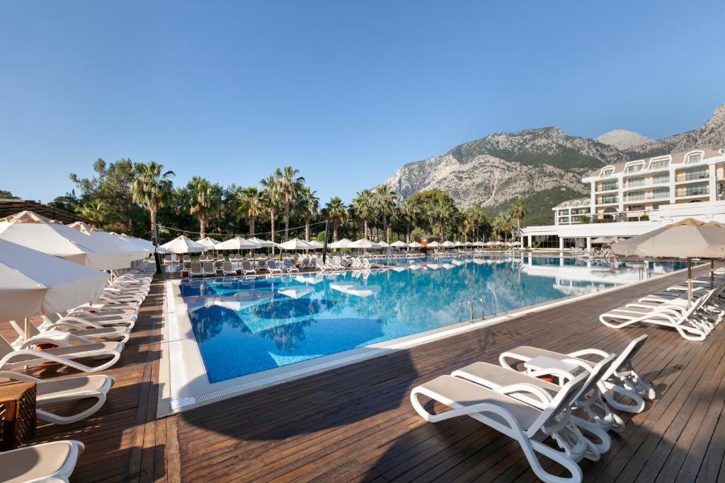 Juju Premier Palace Hotel-Ultra All Inclusive - Tap to explore photos