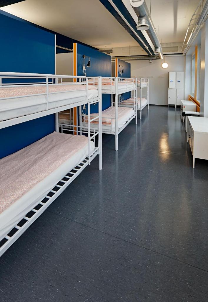 Номер (Кровать в общем женском номере с 18 кроватями), CheapSleep Hostel Helsinki