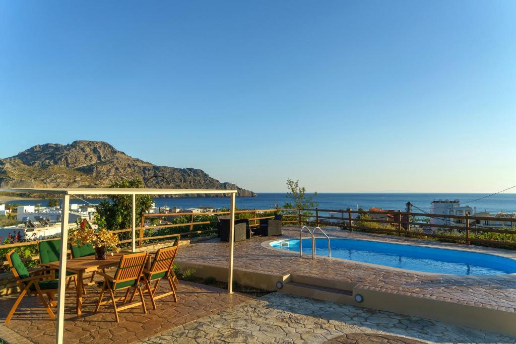 Family Villa Ellis Plakias with private pool 200m to the beach walking distance to the amenities photo 2