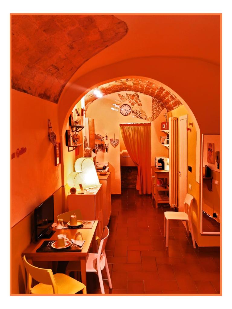Casa GALILEO- Antiche Dimore Pisane - Tap to explore photos
