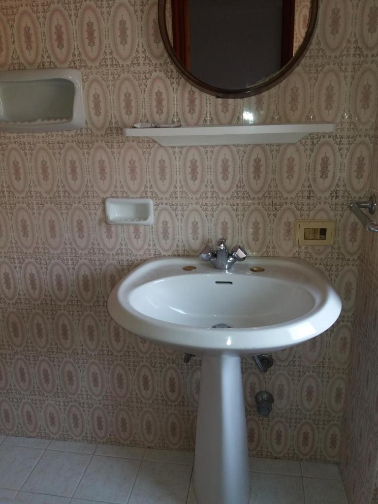Albergo Europa Room Type - Twin Room with Balcony