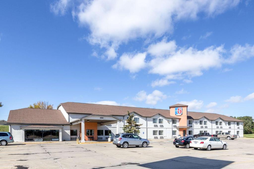 Motel 6-Waterloo, IA photo 2