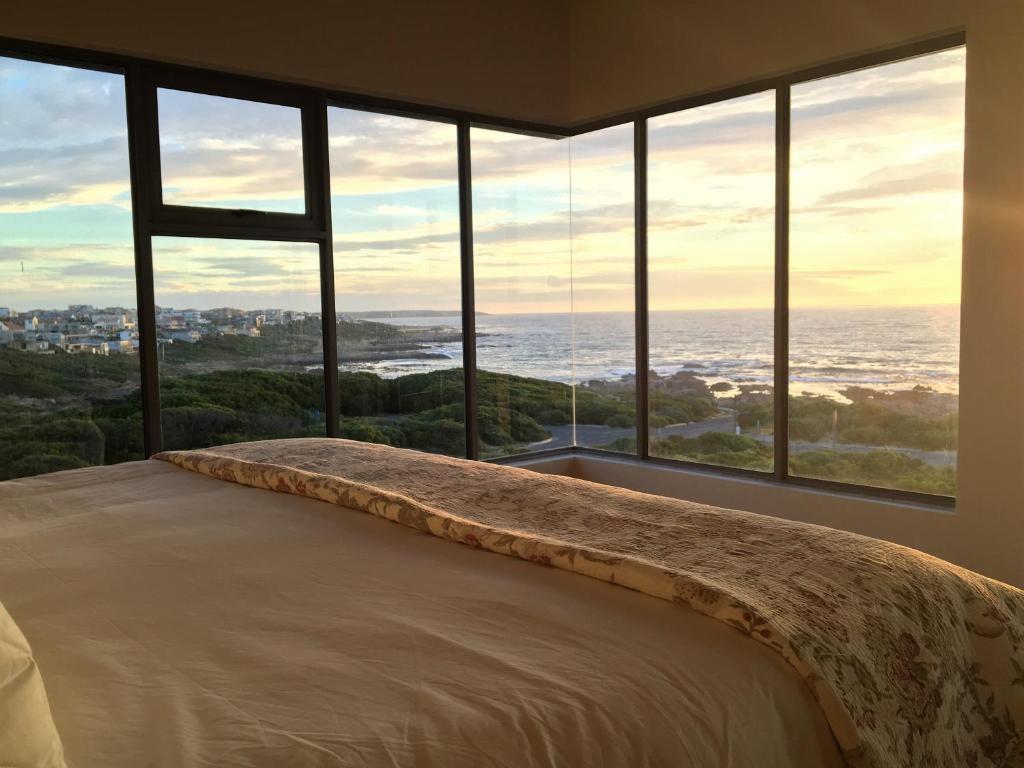 Marine 5 Boutique Hotel photo 3
