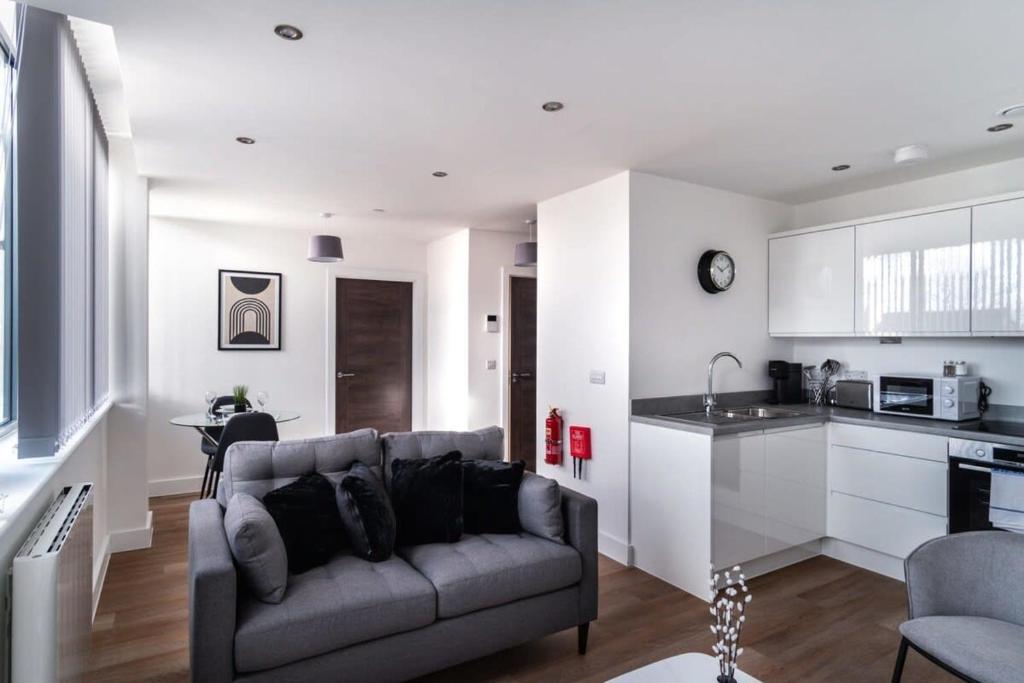 Stay Zeni, Alexandra Rise Manchester Bright 1 Bed - Tap to explore photos