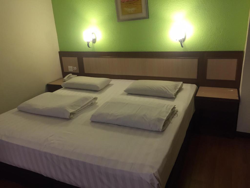 The Inn Hotel photo 3