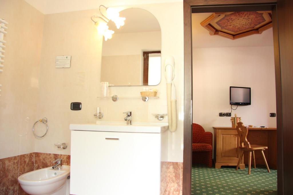 Hotel Lory photo 1