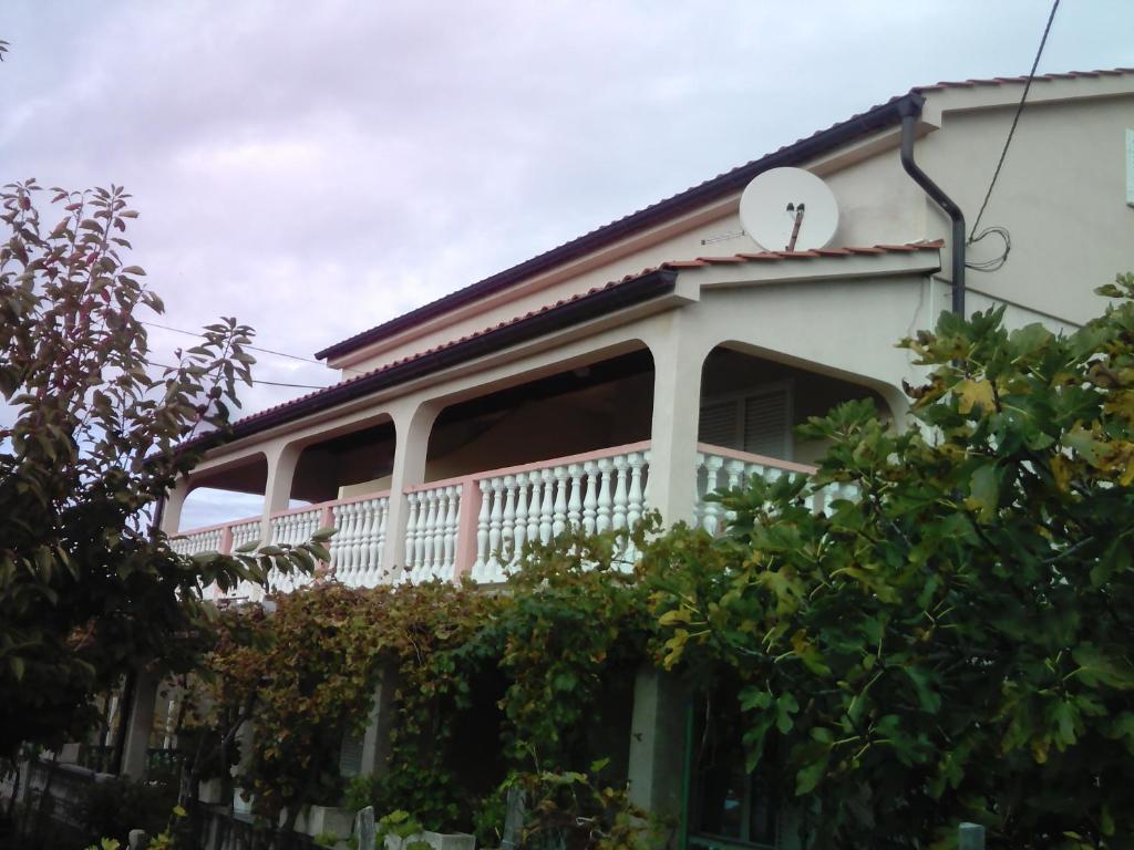 Apartmani Roza Lopar photo 1